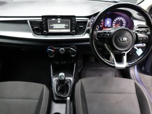 Kia Rio hatch 1.4 EX - Image 9