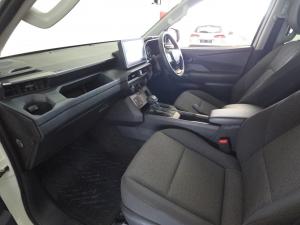 Toyota Hilux 2.8GD-6 double cab SRX - Image 7