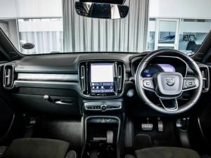 Volvo XC40 Recharge Twin Motor Ultimate - Image 10