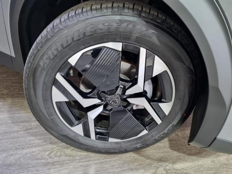 Peugeot 2008 2008 1.2T Allure
