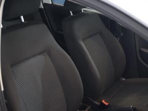 Volkswagen Polo Vivo hatch 1.4 Comfortline - Image 20