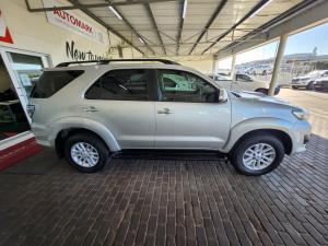 Toyota Fortuner 3.0D-4D Ltd edition - Image 3