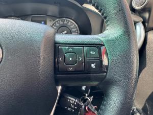 Toyota Hilux 2.8GD-6 single cab Raider auto - Image 10