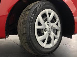 Hyundai Grand i10 1.0 Motion automatic - Image 11