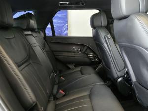 Land Rover Range Rover Sport D350 Dynamic HSE - Image 10