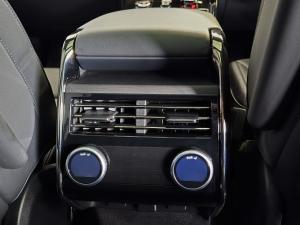 Land Rover Range Rover Sport D350 Dynamic HSE - Image 17