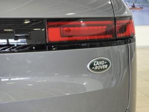 Land Rover Range Rover Sport D350 Dynamic HSE - Image 26