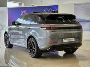Land Rover Range Rover Sport D350 Dynamic HSE - Image 4