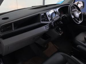 Volkswagen Transporter 2.0TDI Kombi SWB Trendline auto - Image 11