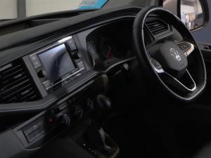 Volkswagen Transporter 2.0TDI Kombi SWB Trendline auto - Image 12