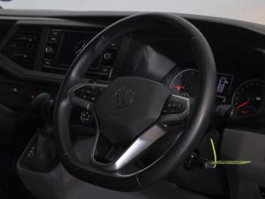 Volkswagen Transporter 2.0TDI Kombi SWB Trendline auto - Image 14