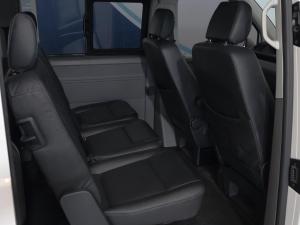 Volkswagen Transporter 2.0TDI Kombi SWB Trendline auto - Image 8