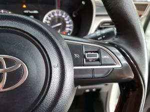 Toyota Starlet Cross 1.5 XR manual - Image 10