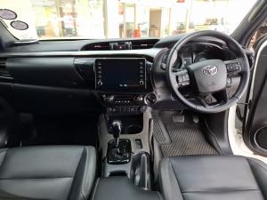 Toyota Hilux 2.8GD-6 double cab 4x4 Legend auto - Image 6