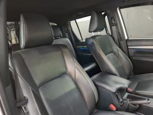 Toyota Hilux 2.8GD-6 double cab 4x4 Legend auto - Image 12