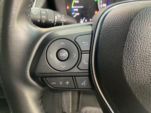 Toyota Corolla Cross 1.8 Hybrid XS - Image 9