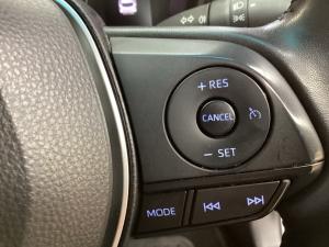 Toyota Corolla Cross 1.8 Hybrid XS - Image 10