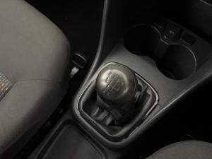 Volkswagen Polo Vivo 1.4 Trendline - Image 11