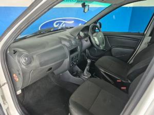 Nissan NP200 1.6i safety pack (aircon) - Image 10