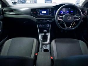 Volkswagen Polo hatch 1.0TSI Life manual - Image 12