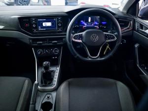 Volkswagen Polo hatch 1.0TSI Life manual - Image 14