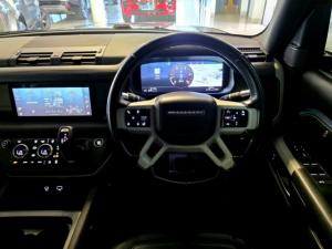 Land Rover Defender 110 D300 X-Dynamic HSE - Image 14