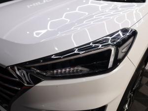 Hyundai Tucson 2.0CRDi Elite - Image 12