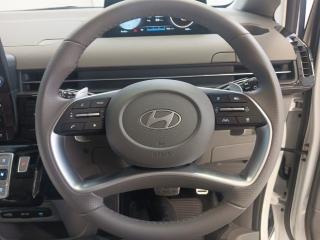 Hyundai Staria 2.2D Luxury