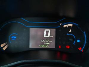 Renault Kwid 1.0 Climber 5-Door - Image 12