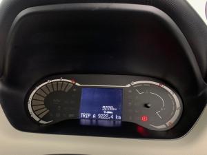 Nissan Magnite 1.0 Visia - Image 13