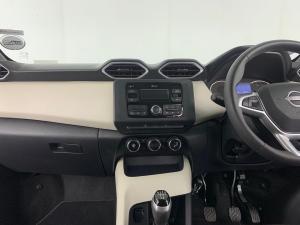 Nissan Magnite 1.0 Visia - Image 16