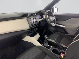 Nissan Magnite 1.0 Visia - Image 20