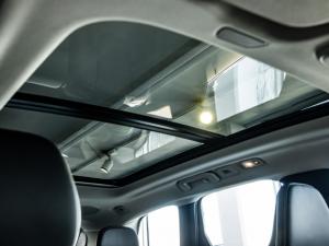 Volvo XC60 B5 AWD Plus Dark - Image 14