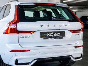 Volvo XC60 B5 AWD Plus Dark - Image 8