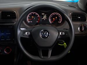 Volkswagen Polo Vivo hatch 1.4 Life - Image 16