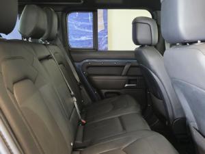 Land Rover Defender 110 D350 X-Dynamic HSE - Image 10