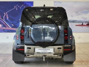 Land Rover Defender 110 D350 X-Dynamic HSE - Image 5