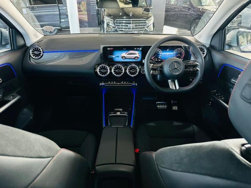 Mercedes-Benz GL Class GLA GLA200 Progressive