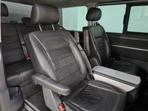 Volkswagen Caravelle 2.0BiTDI Highline 4Motion - Image 11