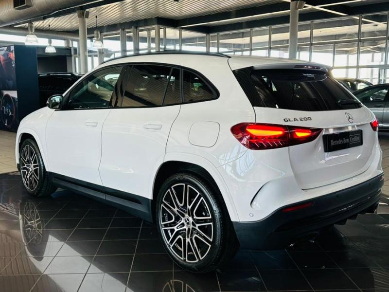 Mercedes-Benz GL Class GLA GLA200 Progressive