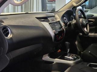 Nissan Navara 2.5DDTi double cab Stealth