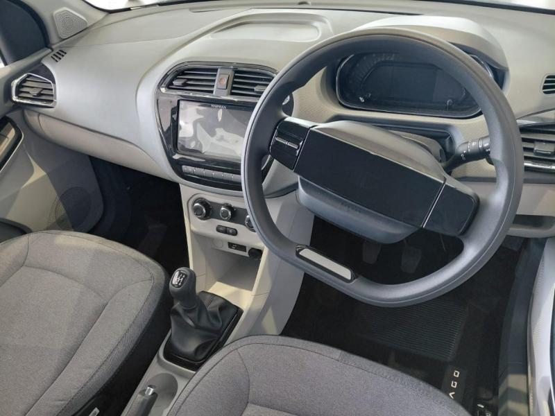Tata Tiago Tiago 1.2 XT manual