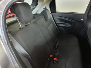 Toyota Vitz 1.0 XR manual - Image 17