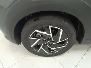 Mahindra XUV3XO 1.2T AX7L automatic - Image 10