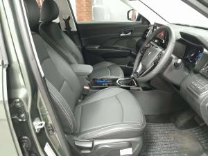 Mahindra XUV3XO 1.2T AX7L automatic - Image 11