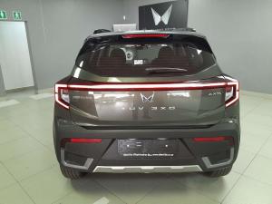 Mahindra XUV3XO 1.2T AX7L automatic - Image 4