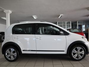 Volkswagen up! cross up! 5-door 1.0 - Image 2