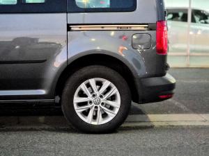 Volkswagen Caddy 1.6 crew bus - Image 25