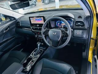 Mahindra XUV 3XO 1.2T AX7L
