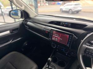 Toyota Hilux 2.4 GD-6 Raider 4X4 automaticD/C - Image 16